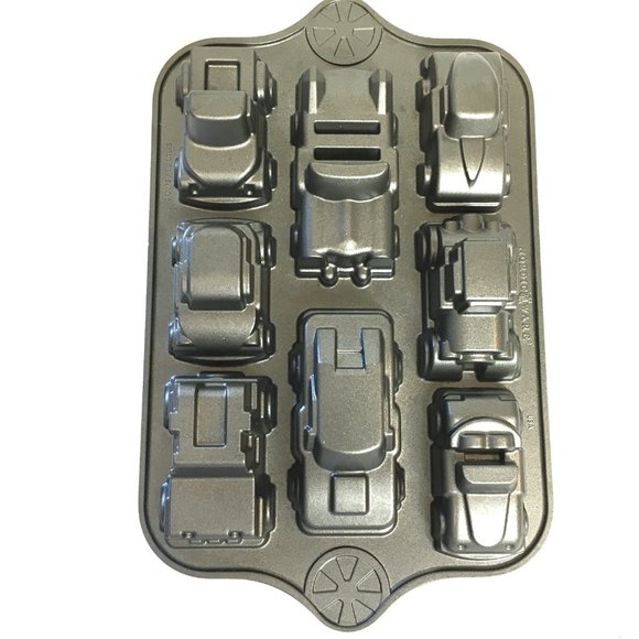 NORDIC WARE Vtg Car Automobile Cake Muffin Pan EUC - Picture 12 of 12